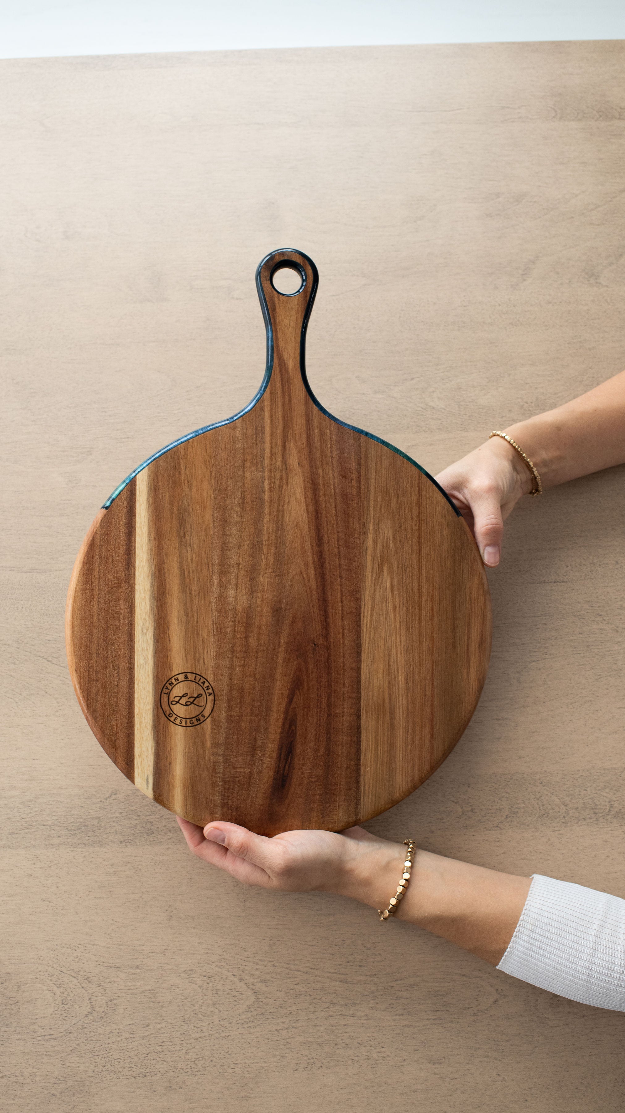 Round Cheese Paddle Acacia Boards